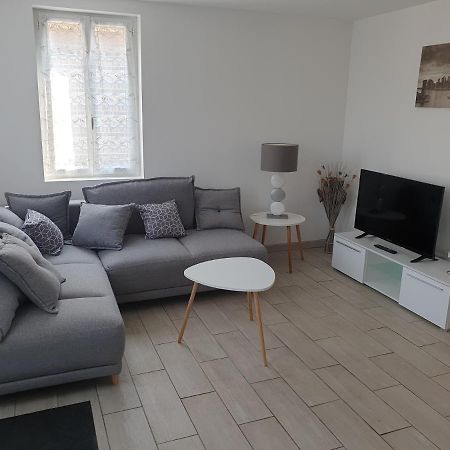 "L'Etape Normande" Gite 70M2 Terrasse Terrain Clos 500 M2 3 Voitures Villa Grand-Couronne Dış mekan fotoğraf