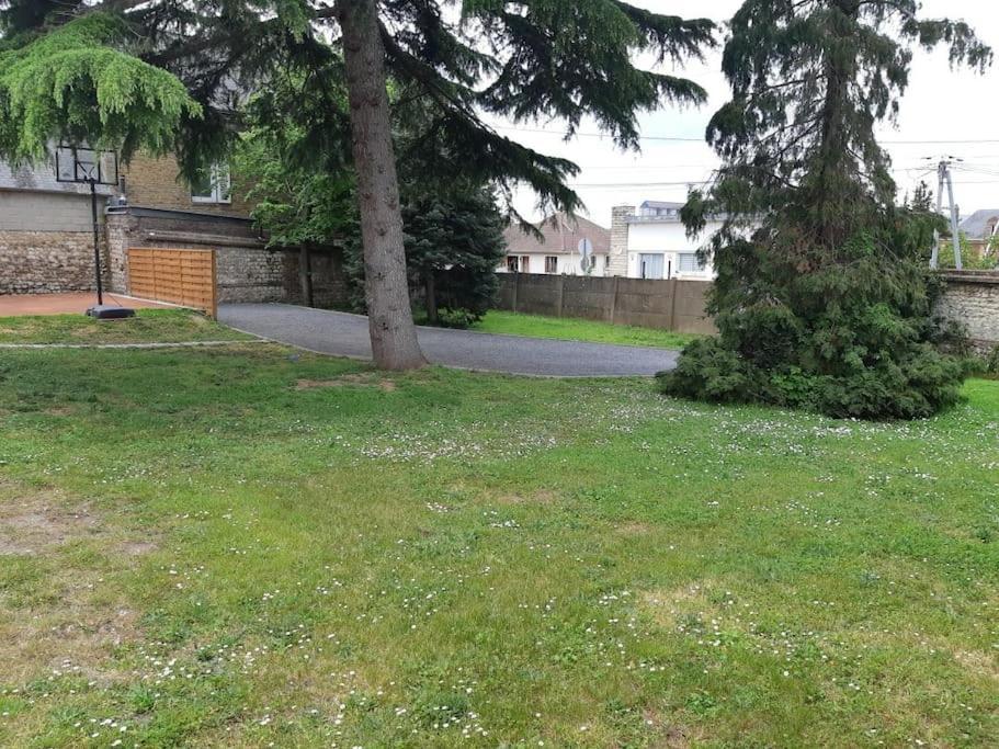 "L'Etape Normande" Gite 70M2 Terrasse Terrain Clos 500 M2 3 Voitures Villa Grand-Couronne Dış mekan fotoğraf